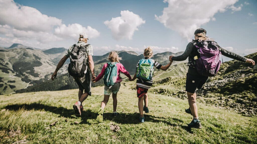 hotelgluecksschmiede-header-urlaub-mit-kindern